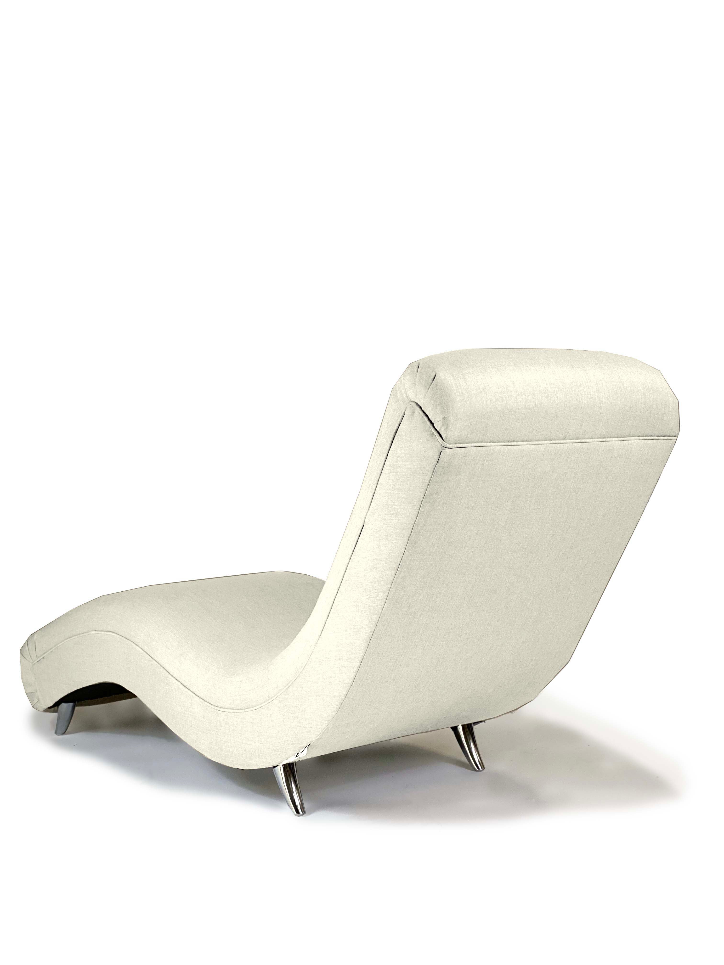 Modern white chaise discount lounge